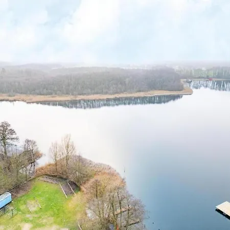 Ferienhaus Gemuetlicher Doppelbungalow Mit Terrasse Am Granzower Granzow