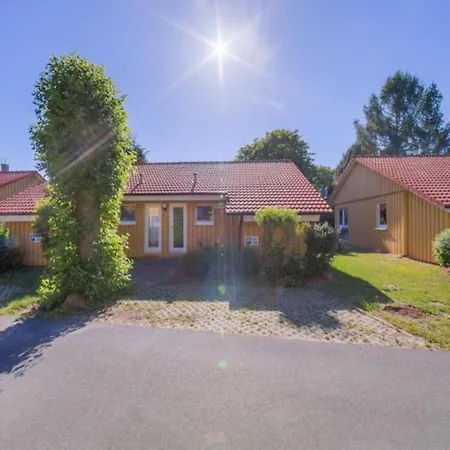 Gemuetlicher Doppelbungalow Mit Terrasse Am Granzower Ferienhaus Granzow