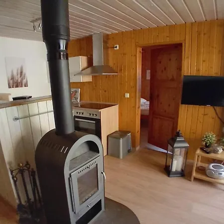 Gemuetlicher Doppelbungalow Mit Terrasse Am Granzower Granzow