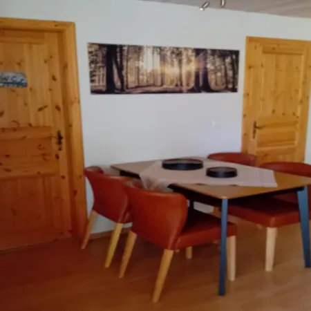 Gemuetlicher Doppelbungalow Mit Terrasse Am Granzower 펜션 그랜조우