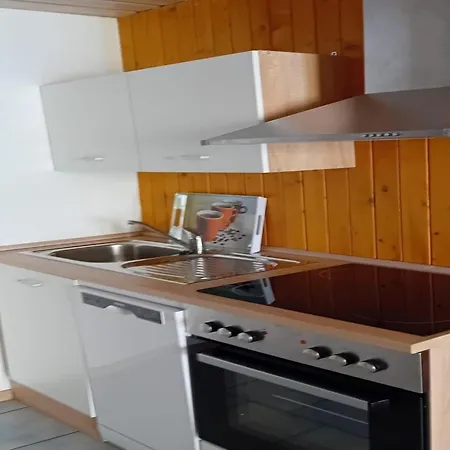 Gemuetlicher Doppelbungalow Mit Terrasse Am Granzower *
