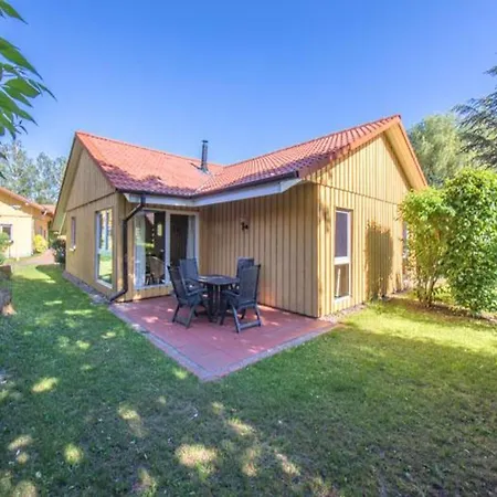 Gemuetlicher Doppelbungalow Mit Terrasse Am Granzower 펜션 *